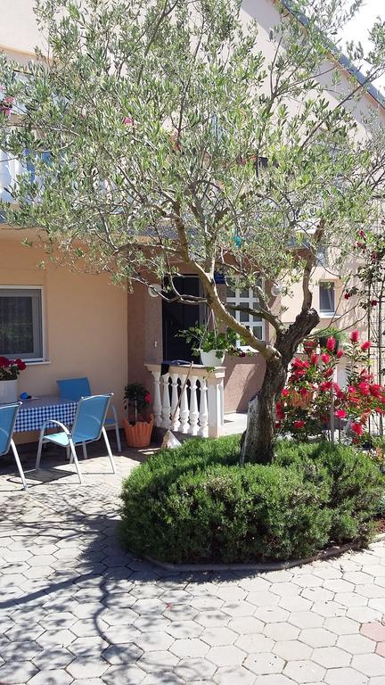 Apartments Kata Biograd Na Moru Exterior foto